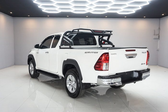 REVO 2WD 2021 2.4 MID MT SMART CAB WHITE  6425 full