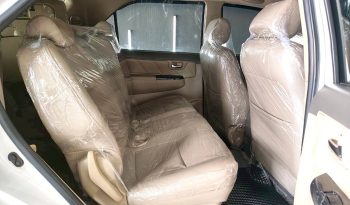 TOYOTA 2WD 2012 2.7V AT FORTUNER WHITE  738 full