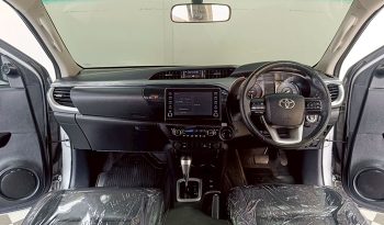 REVO 4WD 2021 2.8G AT DOUBLE CAB SILVER  7418 full