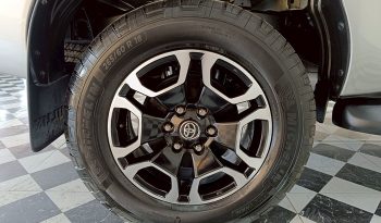 REVO 4WD 2021 2.8G AT DOUBLE CAB SILVER  7418 full