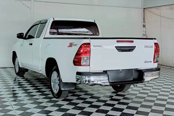 REVO 2WD 2023 2.4 ENTRY AT SMART CAB WHITE 7608 full