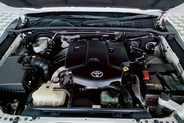 REVO 2WD 2023 2.4 ENTRY AT SMART CAB WHITE 7608 full