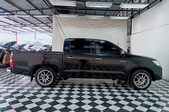VIGO 2WD 2012 2.7J MT DOUBLE CAB BLACK  7627 full