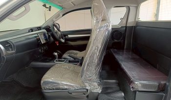 REVO PRE 2017 2.4E AT SMART CAB SILVER  7893 full