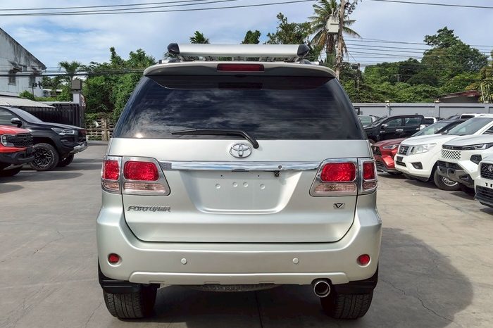 TOYOTA 4WD 2007 2.7V AT FORTUNER SILVER  8086 full