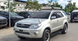 TOYOTA 4WD 2007 2.7V AT FORTUNER SILVER  8086