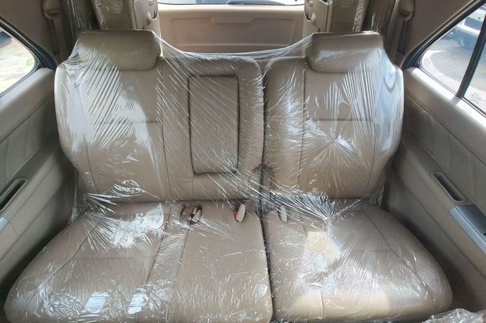 TOYOTA 4WD 2007 2.7V AT FORTUNER SILVER  8086 full