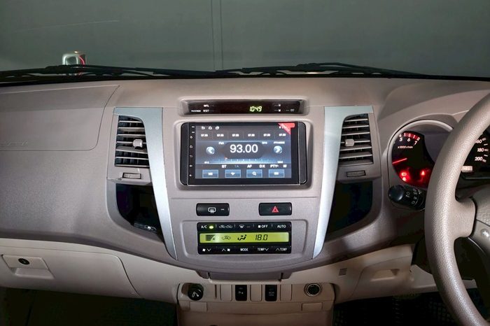 TOYOTA 4WD 2007 2.7V AT FORTUNER SILVER  8086 full