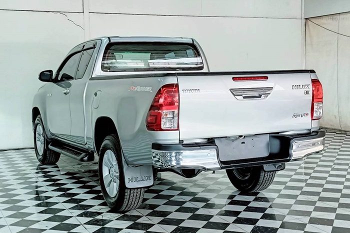 REVO PRE 2017 2.4E AT SMART CAB SILVER  8414 full