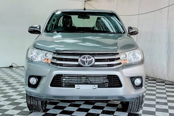 REVO PRE 2017 2.4E AT SMART CAB SILVER  8414 full