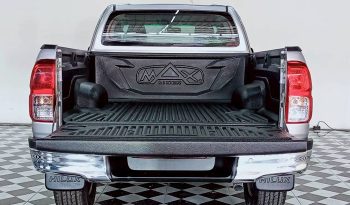 REVO PRE 2017 2.4E AT SMART CAB SILVER  8414 full