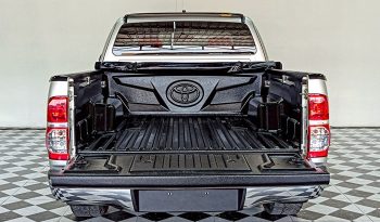 VIGO 2WD 2013 2.5G MT SMART CAB SILVER  9430 full