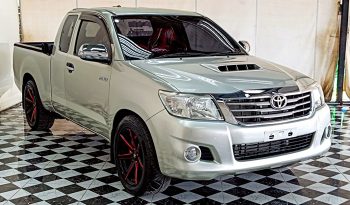 VIGO 2WD 2013 2.5G MT SMART CAB SILVER  9430 full