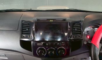 VIGO 2WD 2013 2.5G MT SMART CAB SILVER  9430 full