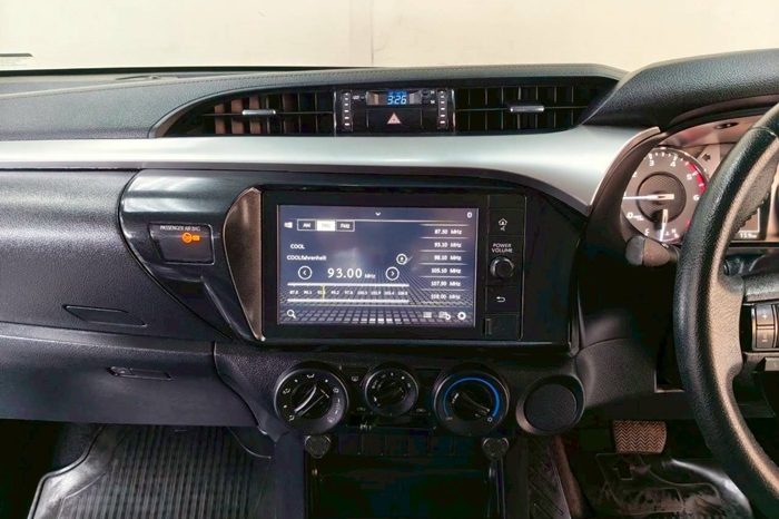 REVO 2WD 2020 2.4 MID AT DOUBLE CAB BRONZE  9638 full