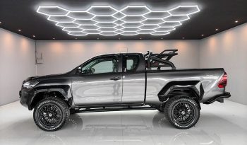 REVO 4WD 2016 2.4J AT SMART CAB DARK GREY  4540 full