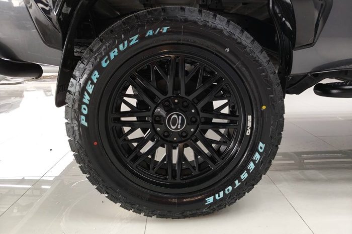 REVO 4WD 2016 2.4J AT SMART CAB DARK GREY  4540 full