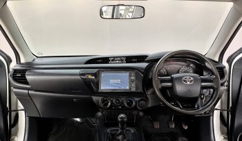 REVO 2WD 2022 2.4 ENTRY MT SMART CAB WHITE  7730 full