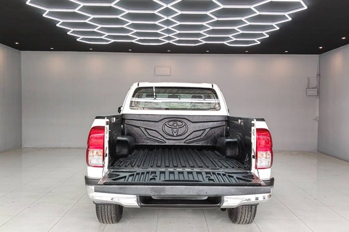 REVO 2WD 2022 2.4 ENTRY MT SMART CAB WHITE  7730 full