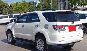 TOYOTA 2WD 2012 2.7V AT FORTUNER WHITE  5688 full