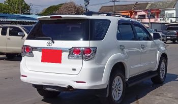 TOYOTA 2WD 2012 2.7V AT FORTUNER WHITE  5688 full