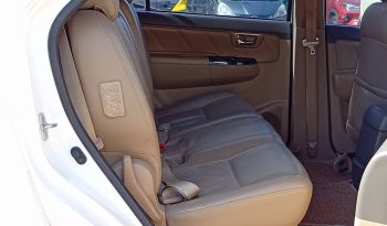 TOYOTA 2WD 2012 2.7V AT FORTUNER WHITE  5688 full