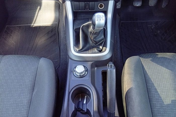 ISUZU 4WD 2019 3.0 MT DOUBLE CAB SILVER  2275 full