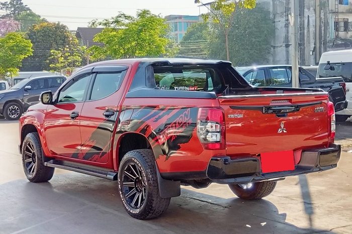 MUTSUBISHI 4WD 2020 2.0 AT DOUBLE CAB ORANGE  4972 full