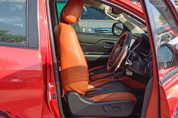 MUTSUBISHI 4WD 2020 2.0 AT DOUBLE CAB ORANGE  4972 full