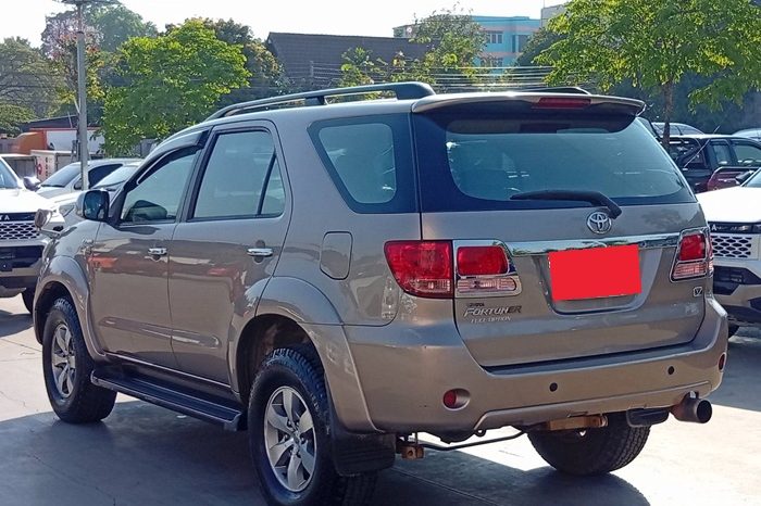 TOYOTA 4WD 2005 2.7V AT FORTUNER BROWN  9339 full