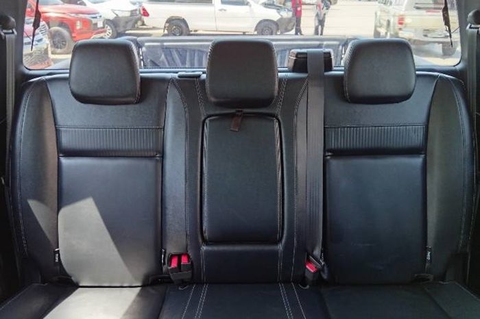 FORD 2WD 2022 2.2 AT DOUBLE CAB BLACK  8437 full