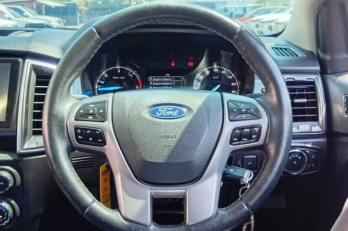 FORD 2WD 2022 2.2 AT DOUBLE CAB BLACK  8437 full