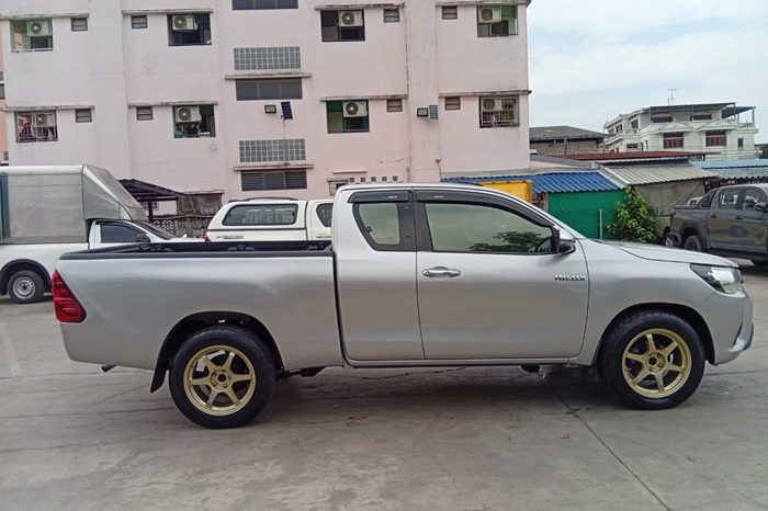 REVO 2WD 2018 2.4J MT SMART CAB SILVER  9883 full