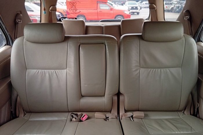 TOYOTA 4WD 2010 3.0V AT FORTUNER SILVER  6765 full