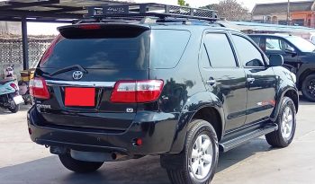 TOYOTA 2WD 2011 2.7V AT FORTUNER BLACK  2089 full