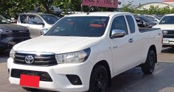 REVO 2WD 2016 2.4J MT SMART CAB WHITE  876