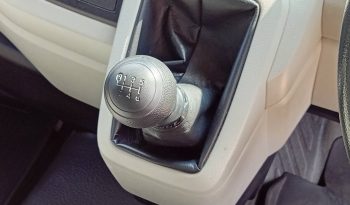 TOYOTA 2020 2WD 2.8 MT COMMUTER SILVER  1377 full