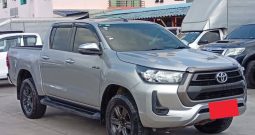 REVO PRE 2021 2.4 ENTRY AT DOUBLE CAB SILVER  9433