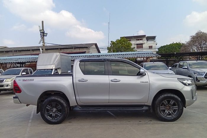 REVO PRE 2021 2.4 ENTRY AT DOUBLE CAB SILVER  9433 full