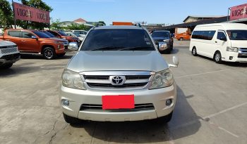 TOYOTA 4WD 2005 2.7V AT FORTUNER SILVER  151 full