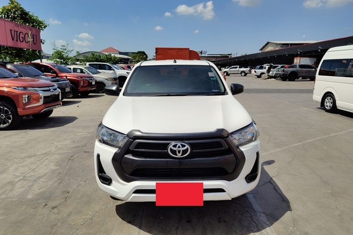 REVO 2WD 2020 2.4 MID AT DOUBLE CAB WHITE  1016 full