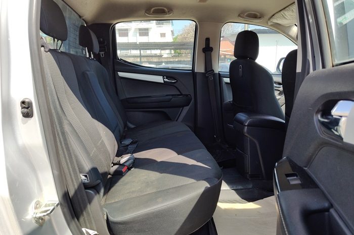 ISUZU 4WD 2019 3.0 MT DOUBLE CAB SILVER  2267 full