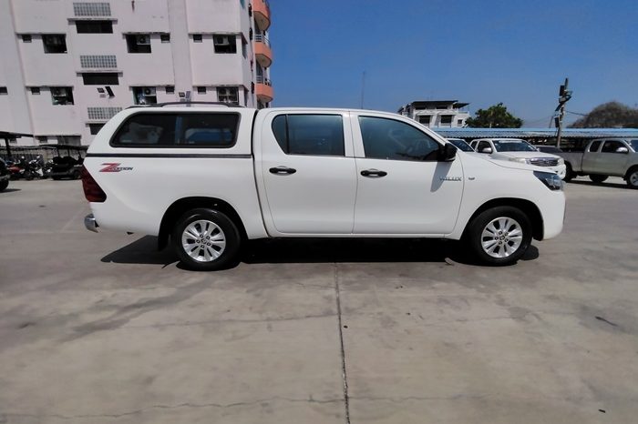 REVO 2WD 2020 2.4 MID AT DOUBLE CAB WHITE  2577 full