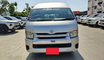 TOYOTA 2WD 2019 3.0 MT COMMUTER SILVER  7138 full