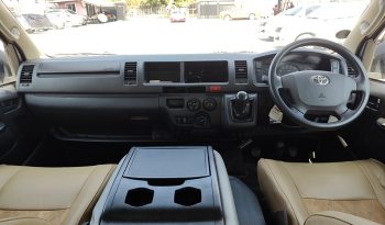 TOYOTA 2WD 2019 3.0 MT COMMUTER SILVER  7138 full