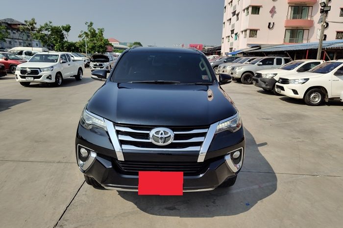 TOYOTA 4WD 2015 2.8V AT FORTUNER BLACK  8641 full