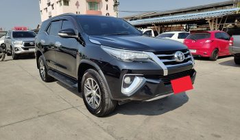 TOYOTA 4WD 2015 2.8V AT FORTUNER BLACK  8641 full