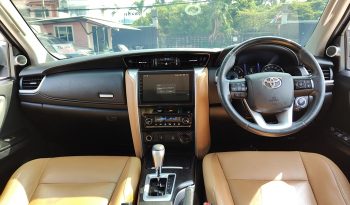 TOYOTA 4WD 2015 2.8V AT FORTUNER BLACK  8641 full