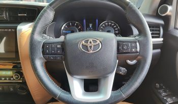 TOYOTA 4WD 2015 2.8V AT FORTUNER BLACK  8641 full