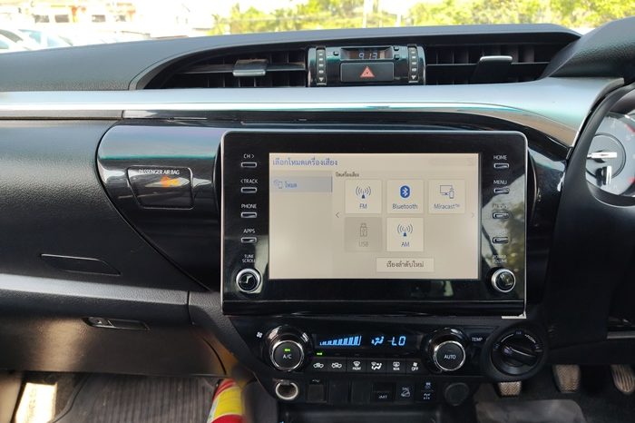 REVO 4WD 2020 2.8G MT DOUBLE CAB SILVER  7250 full